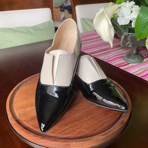 Nine West 2-Toned Black Patent Leather Loafers